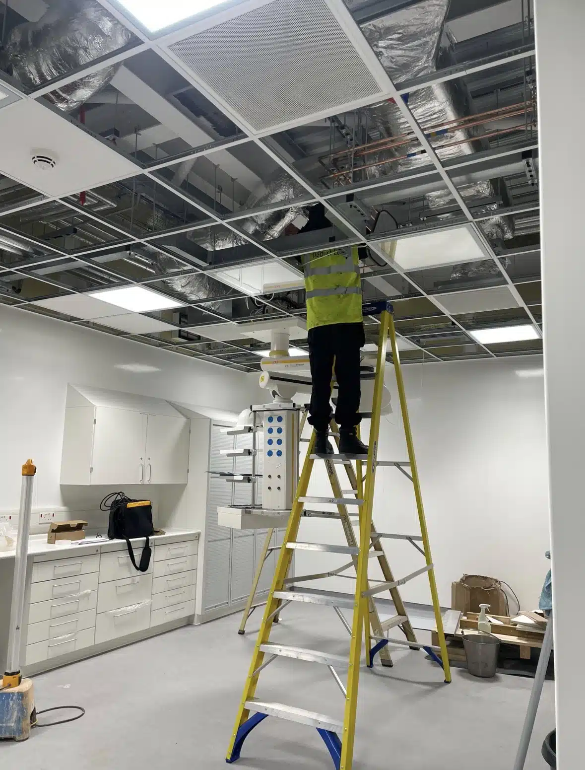 Healthcare ventilation hygiene — NHS ward ceiling access